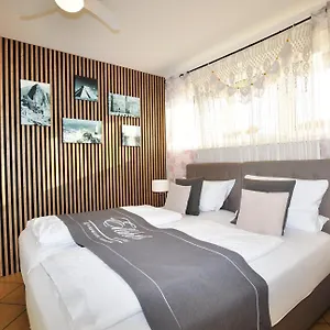 https://elbhus-hamburg.hamburg-hotels-de.com